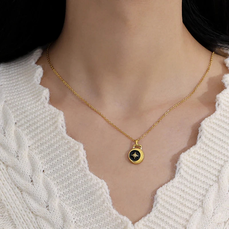 Collier en acier inoxydable étoile avec émail