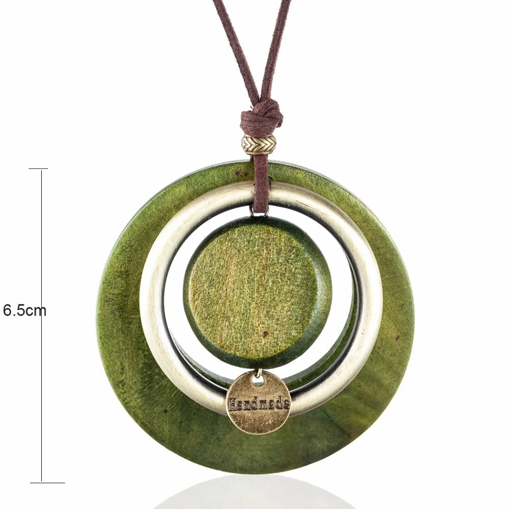 Collier bohème long en bois